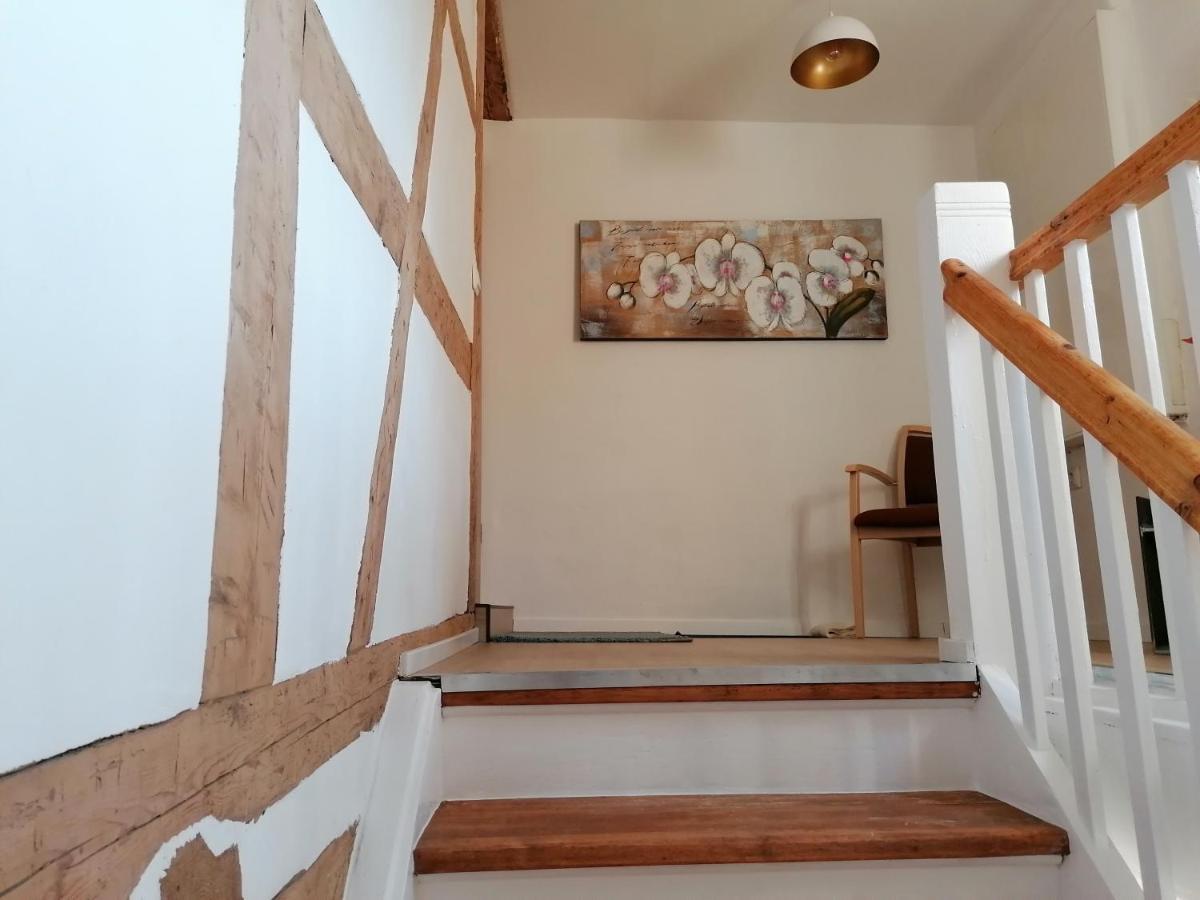 Fewo Im Lehm-Fachwerkhaus Erfurt Mit 3 Einzelnen Schlafzimmern Je Mit Tv מראה חיצוני תמונה