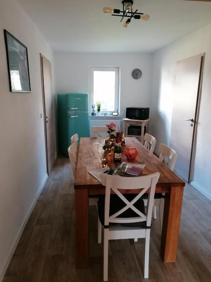 Fewo Im Lehm-Fachwerkhaus Erfurt Mit 3 Einzelnen Schlafzimmern Je Mit Tv מראה חיצוני תמונה